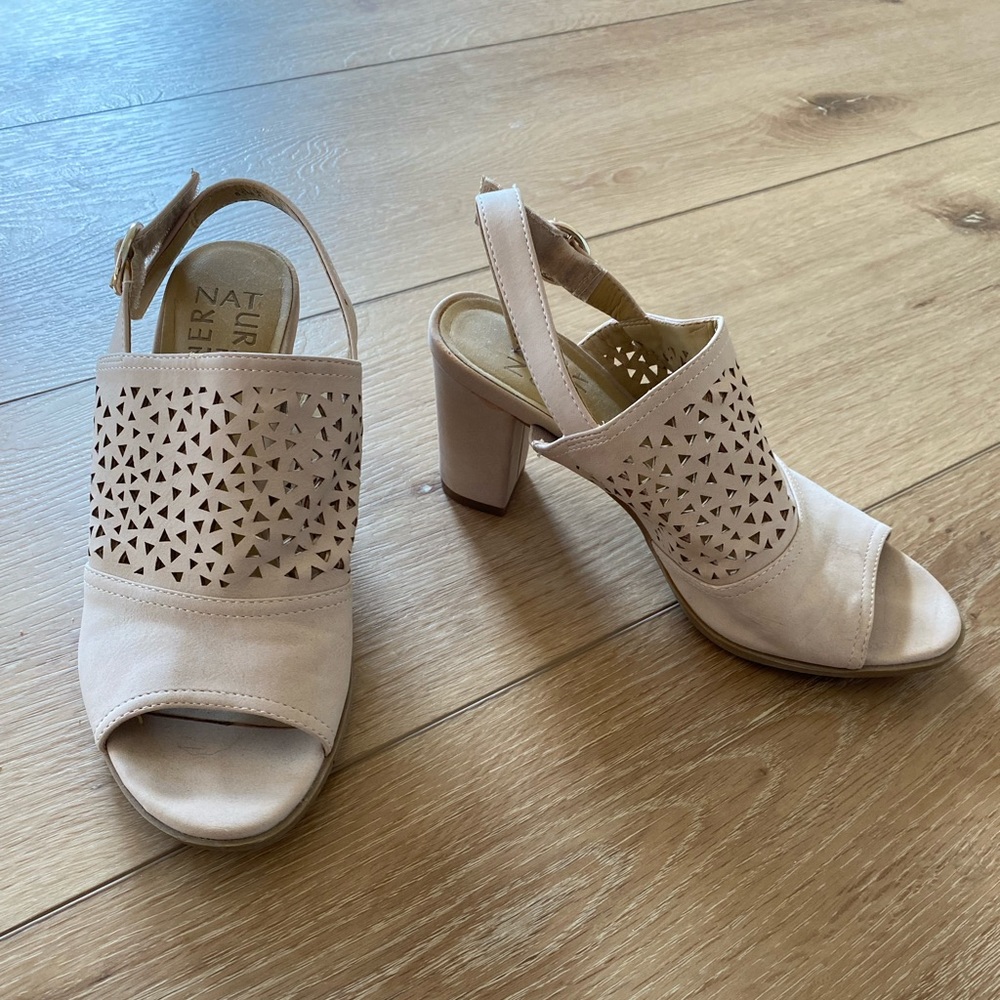 Naturalizer Heels